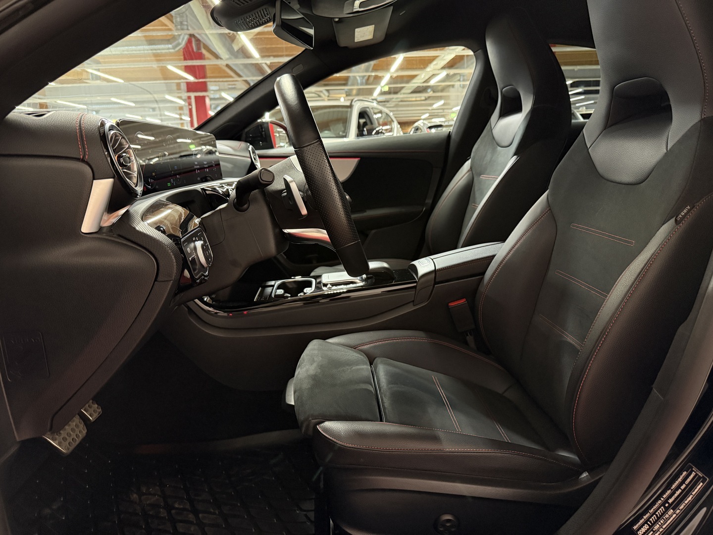 MERCEDES-BENZ CLA 2023