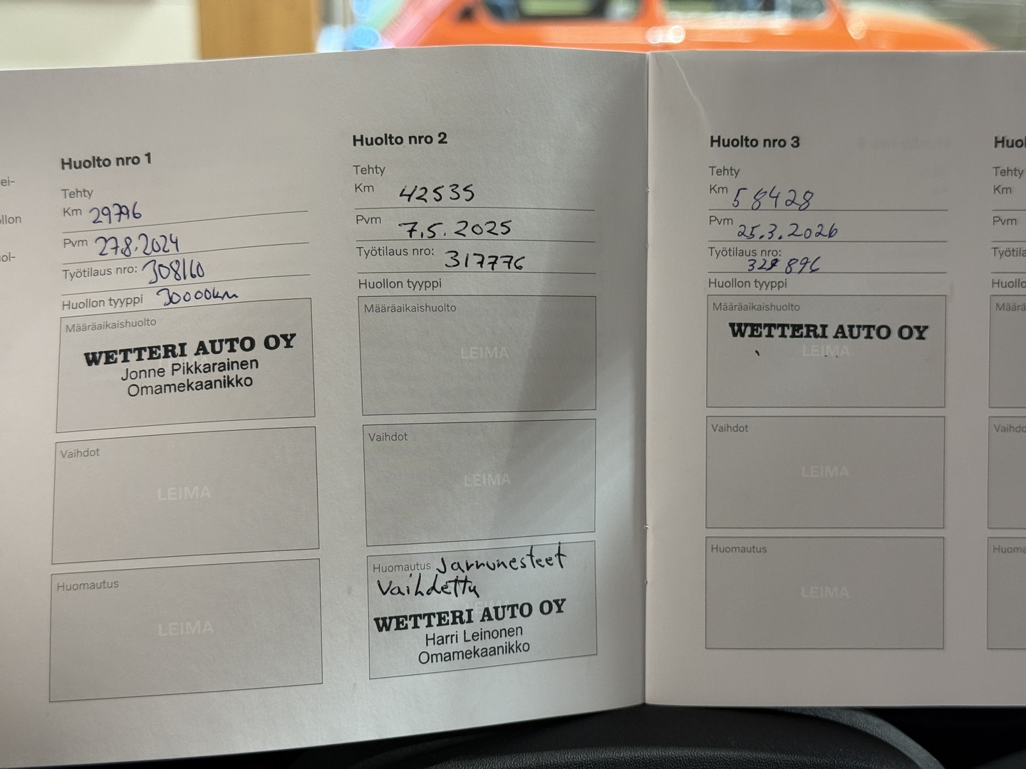 VOLVO XC40 2023