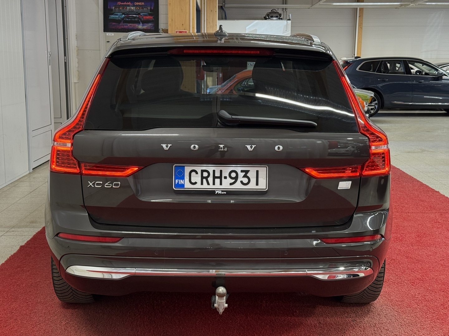 VOLVO XC60 2023
