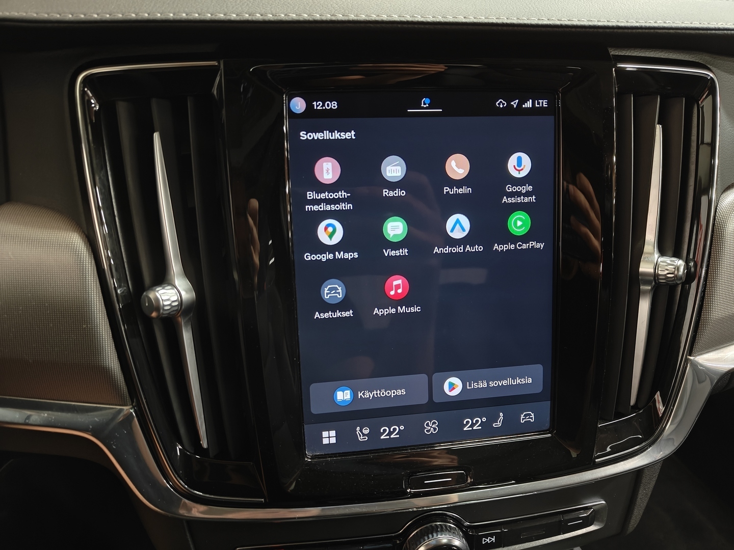 VOLVO S90 15