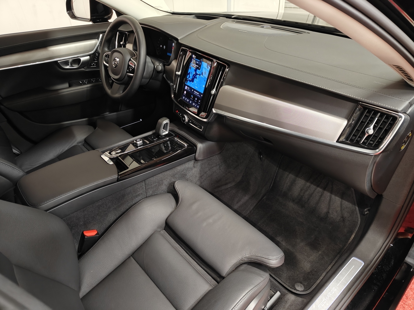 VOLVO S90 23