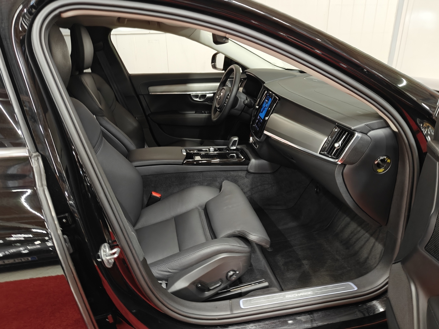 VOLVO S90 24