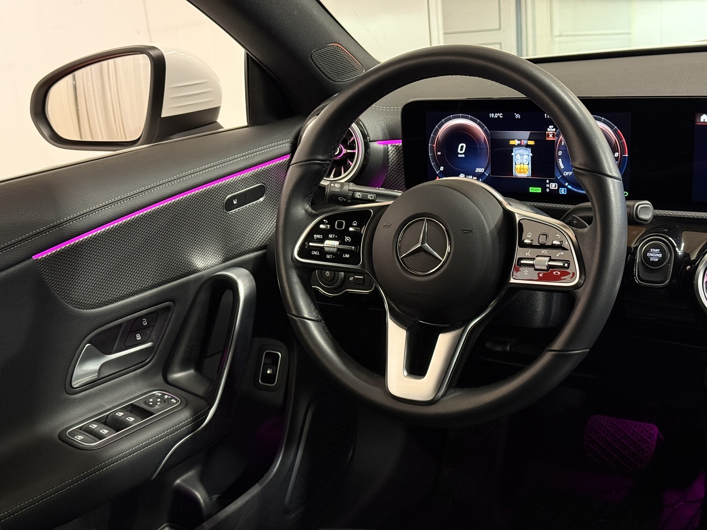 MERCEDES-BENZ CLA 2023