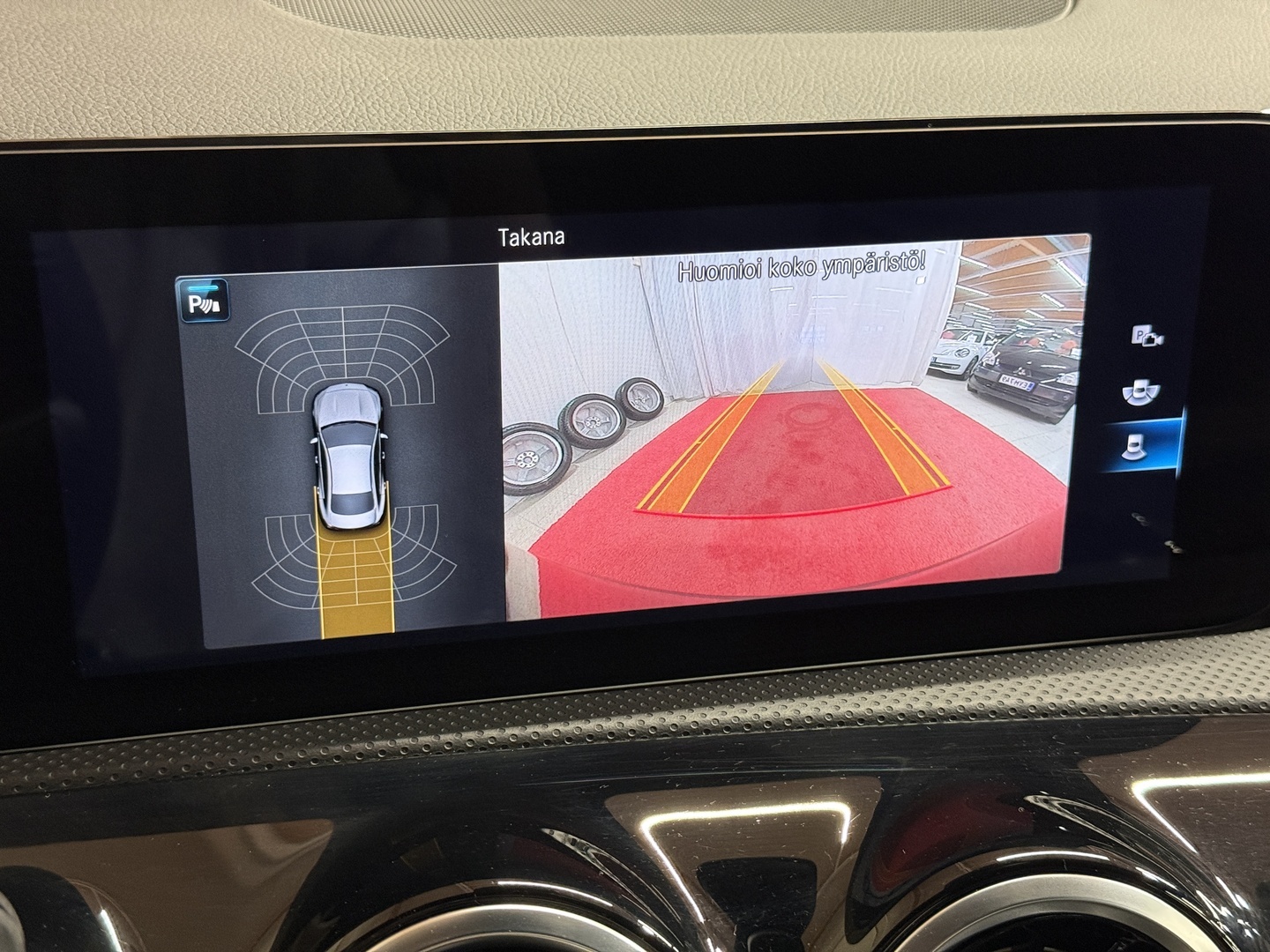 MERCEDES-BENZ CLA 2023