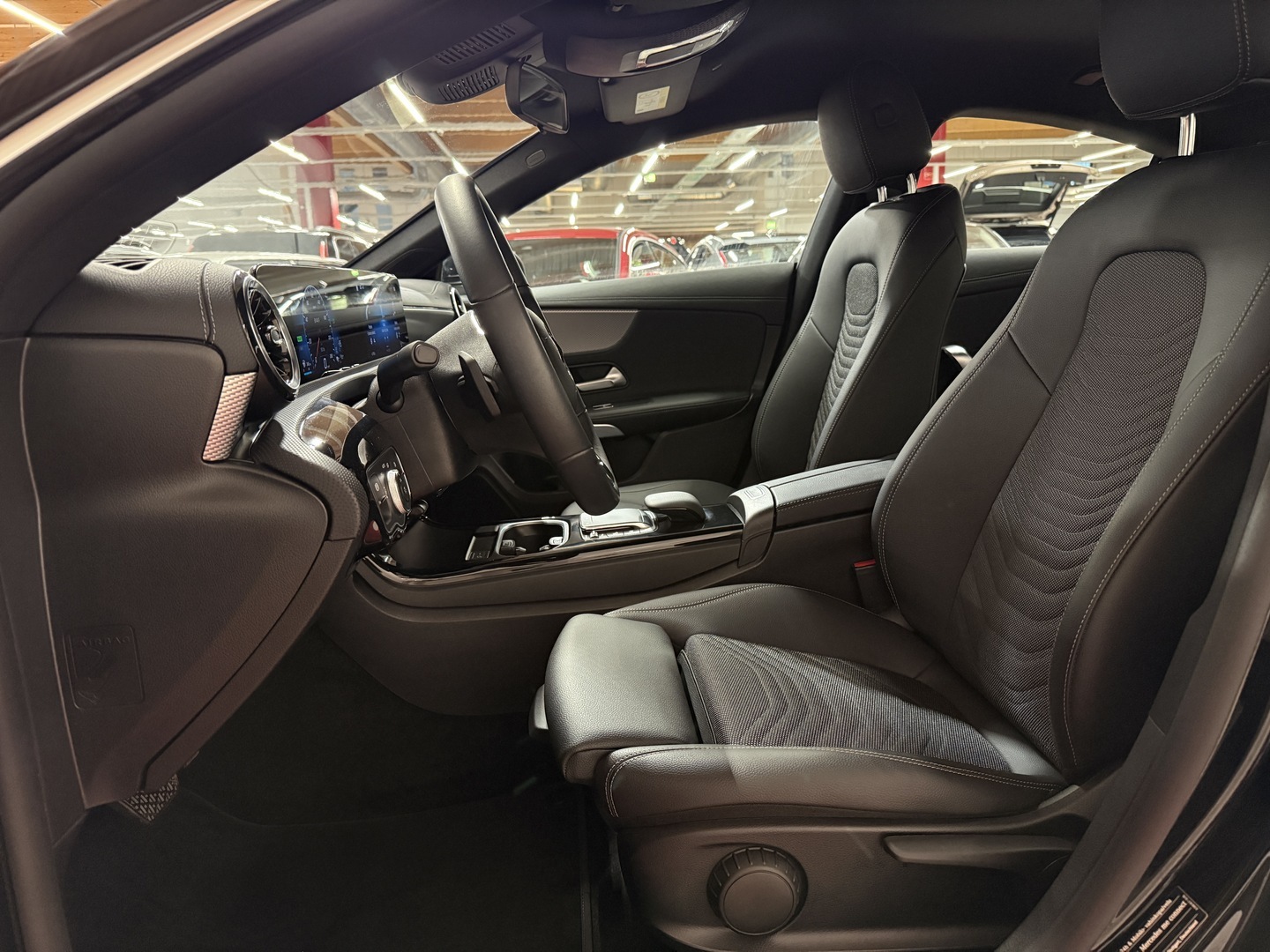 MERCEDES-BENZ CLA 2023