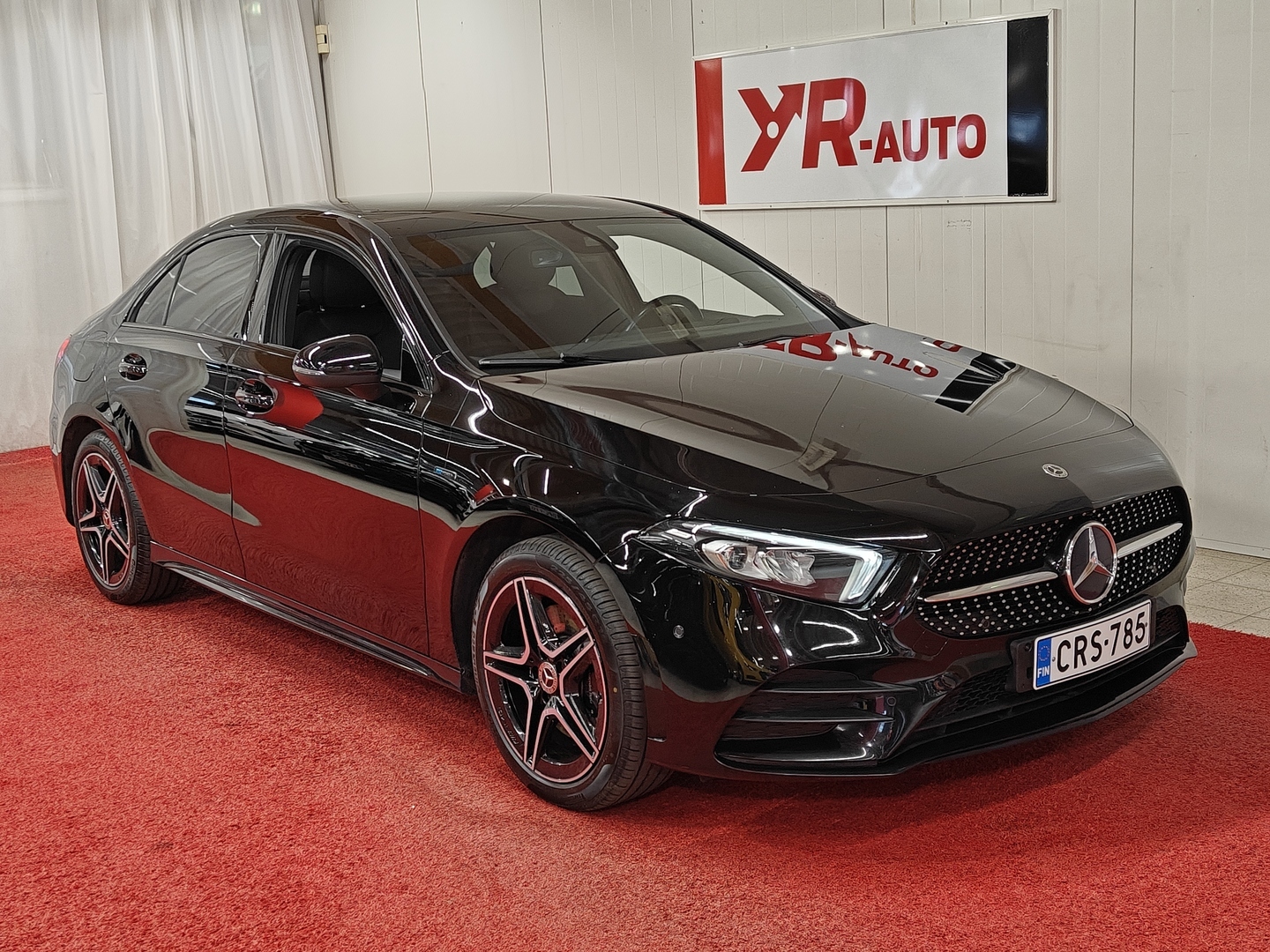 MERCEDES-BENZ A 2021