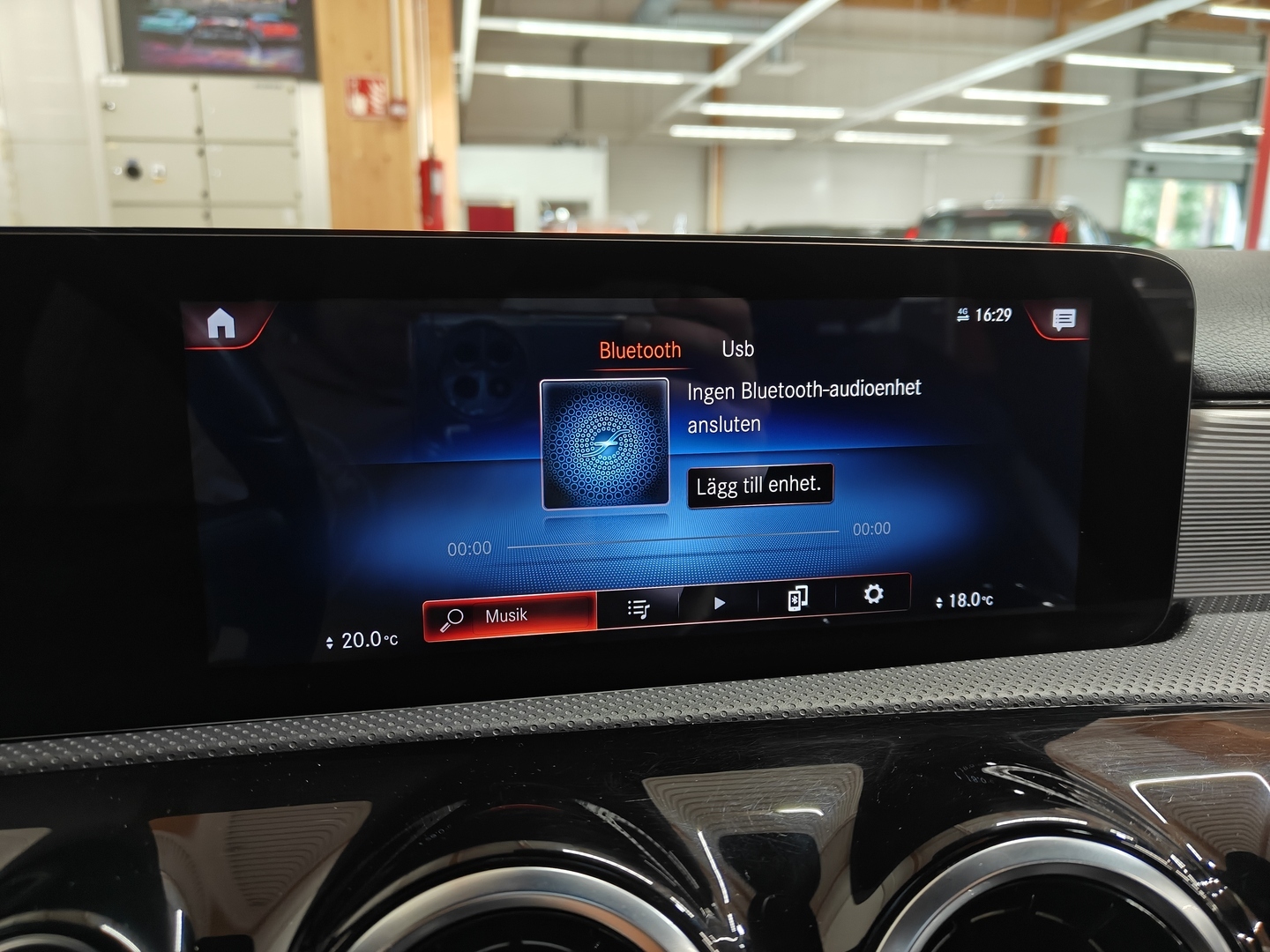 MERCEDES-BENZ A 2021