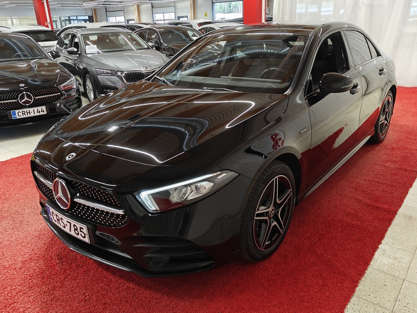 MERCEDES-BENZ A 2021