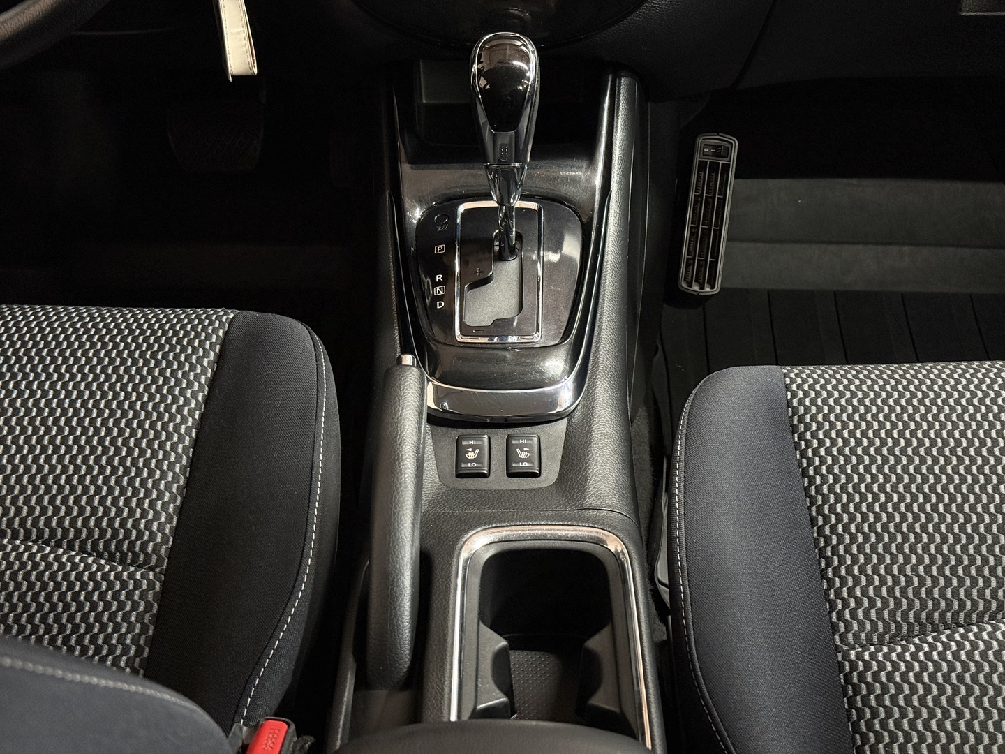 NISSAN Pulsar 2015