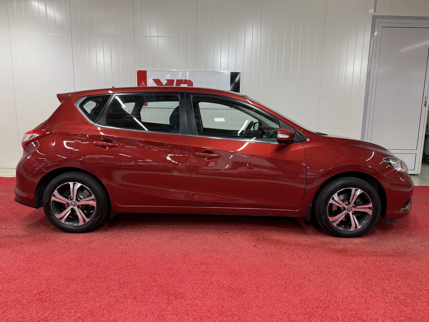 NISSAN Pulsar 2015