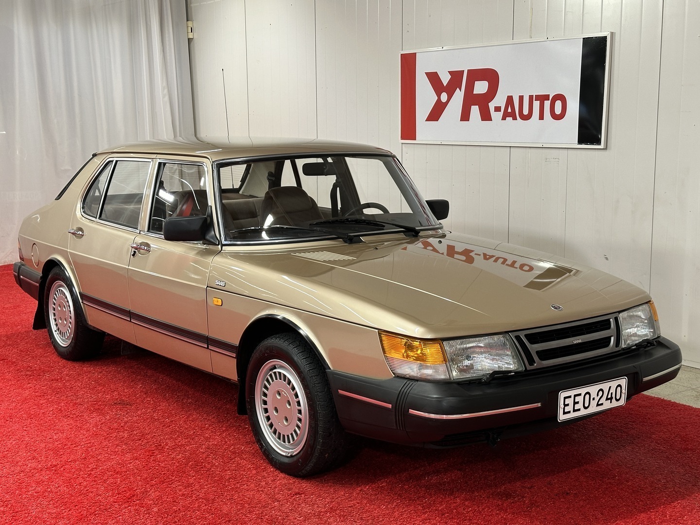 SAAB 900 1987