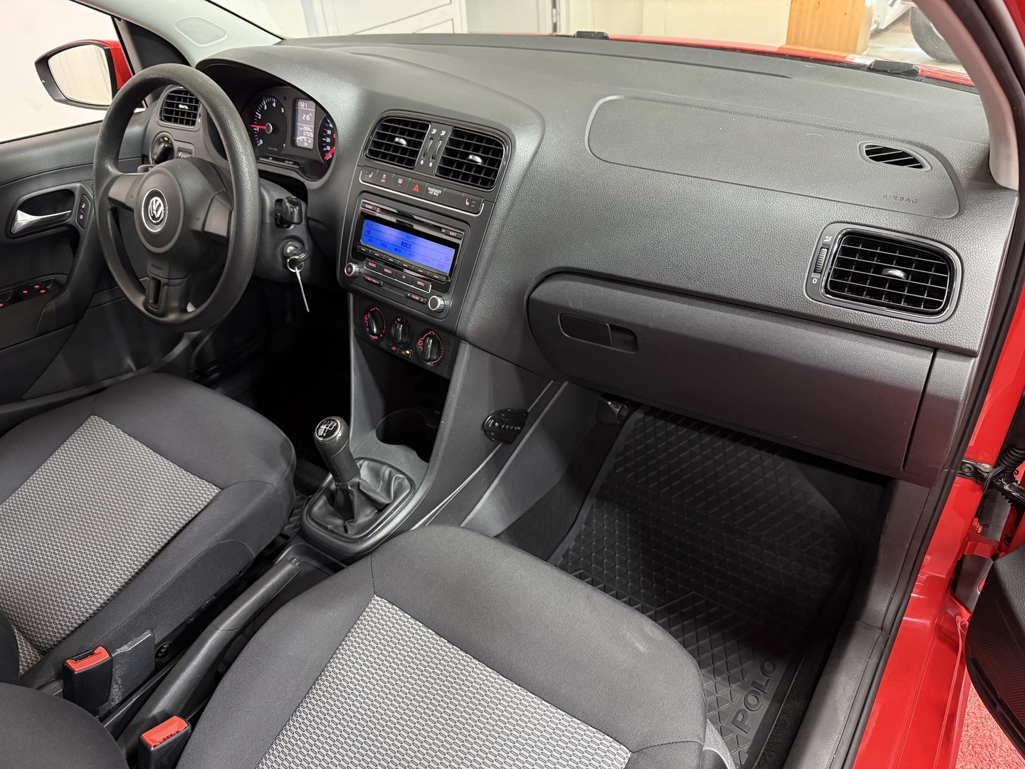 VOLKSWAGEN Polo 2009
