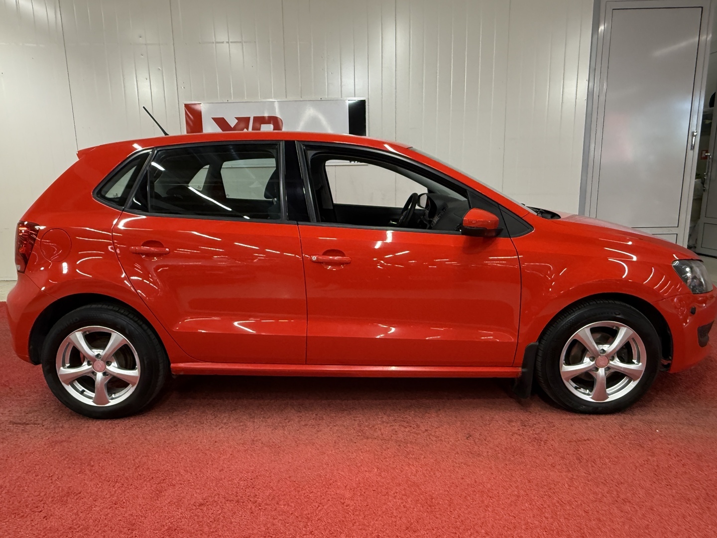 VOLKSWAGEN Polo 2009