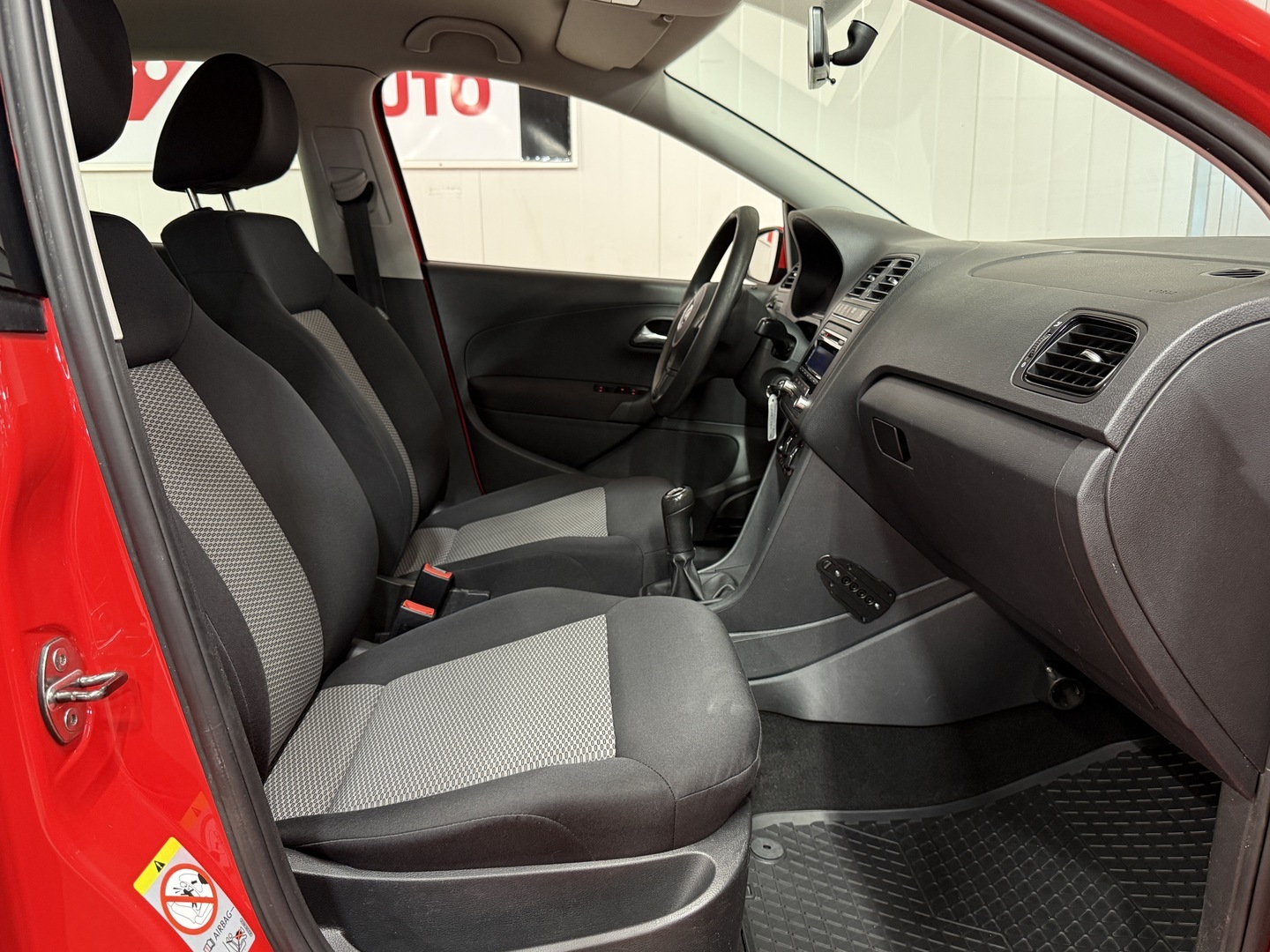 VOLKSWAGEN Polo 2009