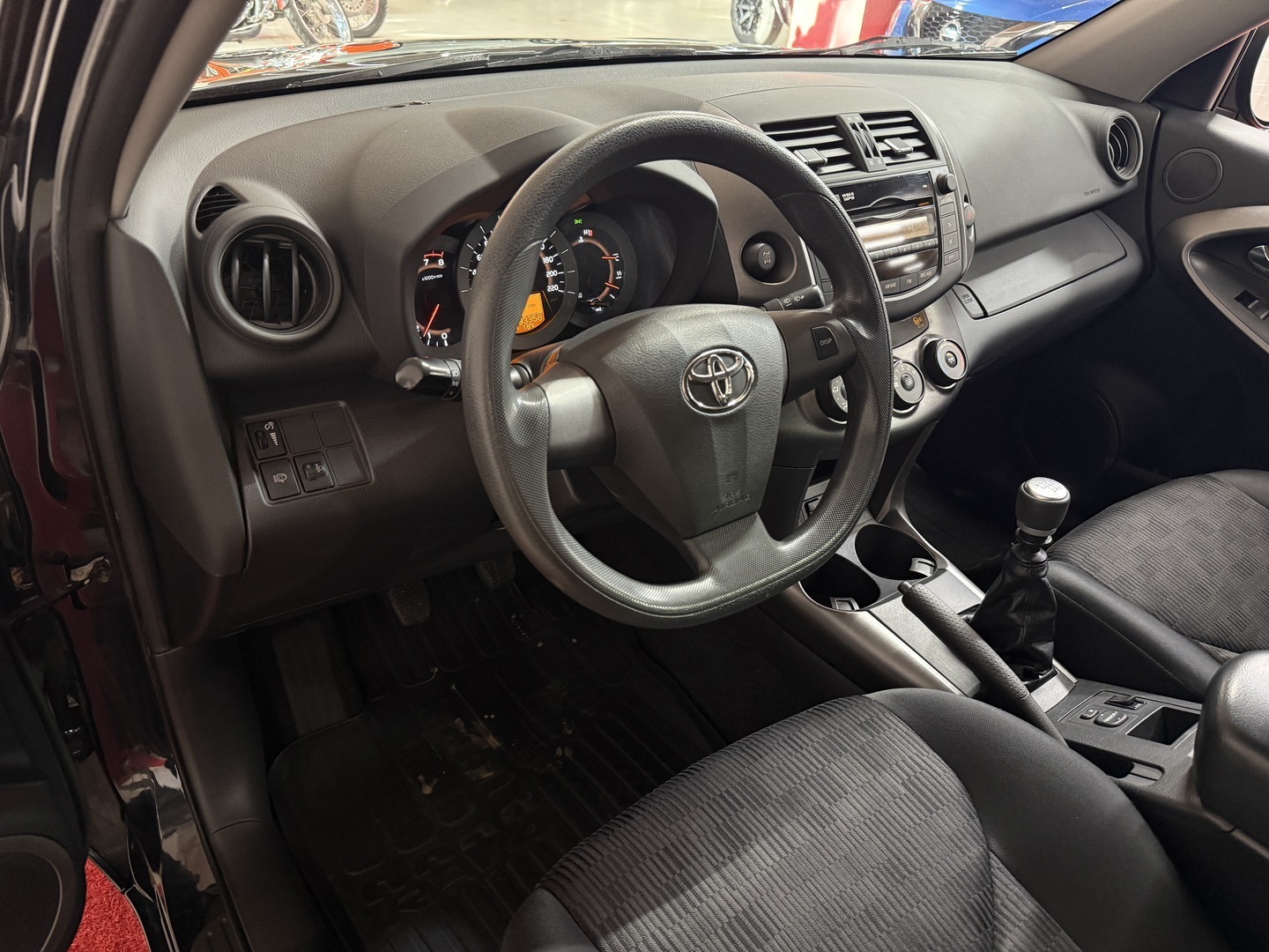 TOYOTA RAV4 2010