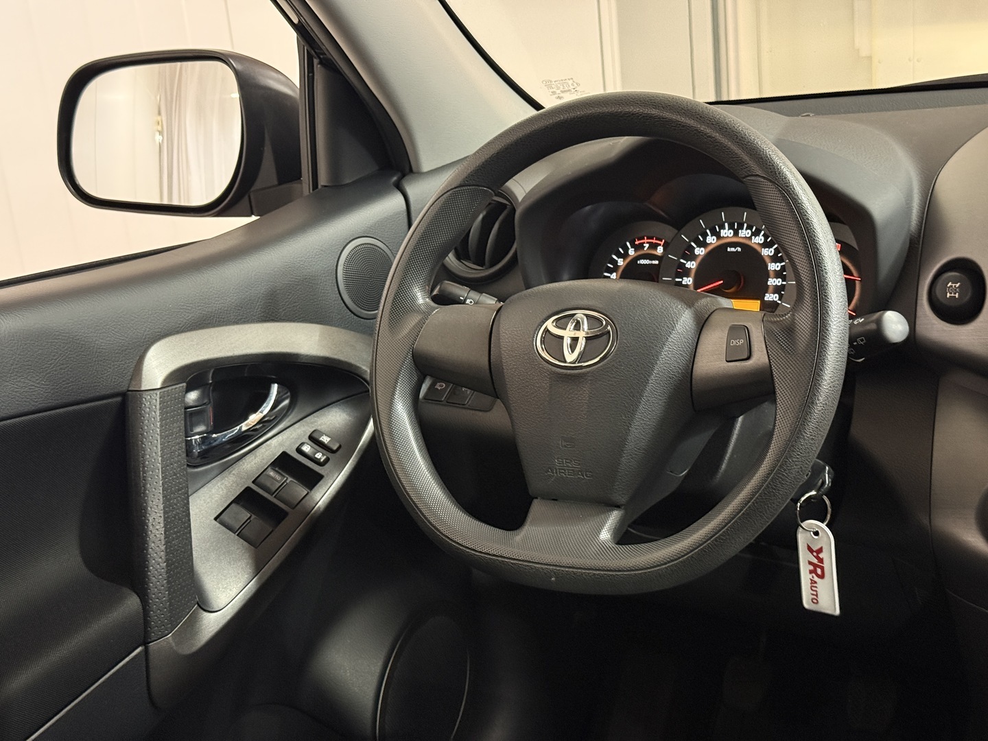TOYOTA RAV4 2010