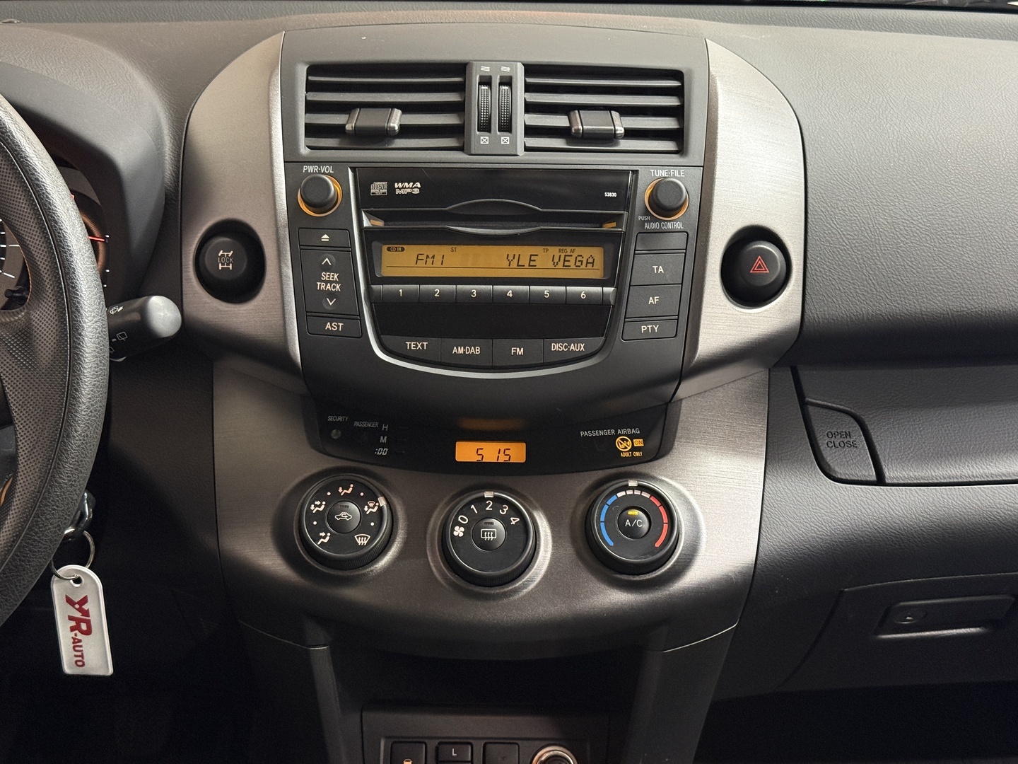 TOYOTA RAV4 2010