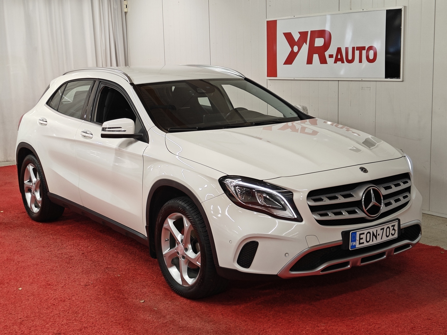 MERCEDES-BENZ GLA 2017
