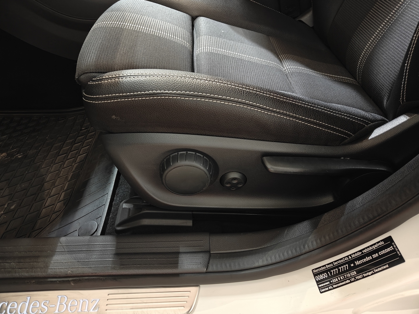 MERCEDES-BENZ GLA 2017