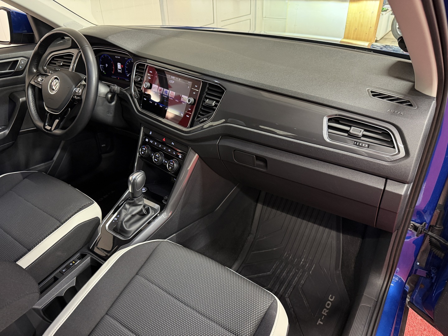 VOLKSWAGEN T-Roc 2022