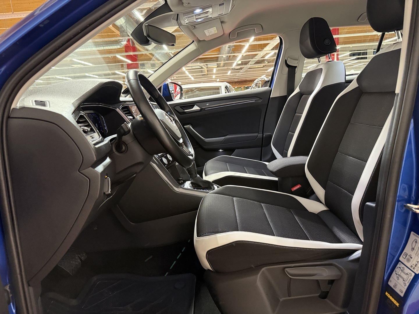 VOLKSWAGEN T-Roc 2022