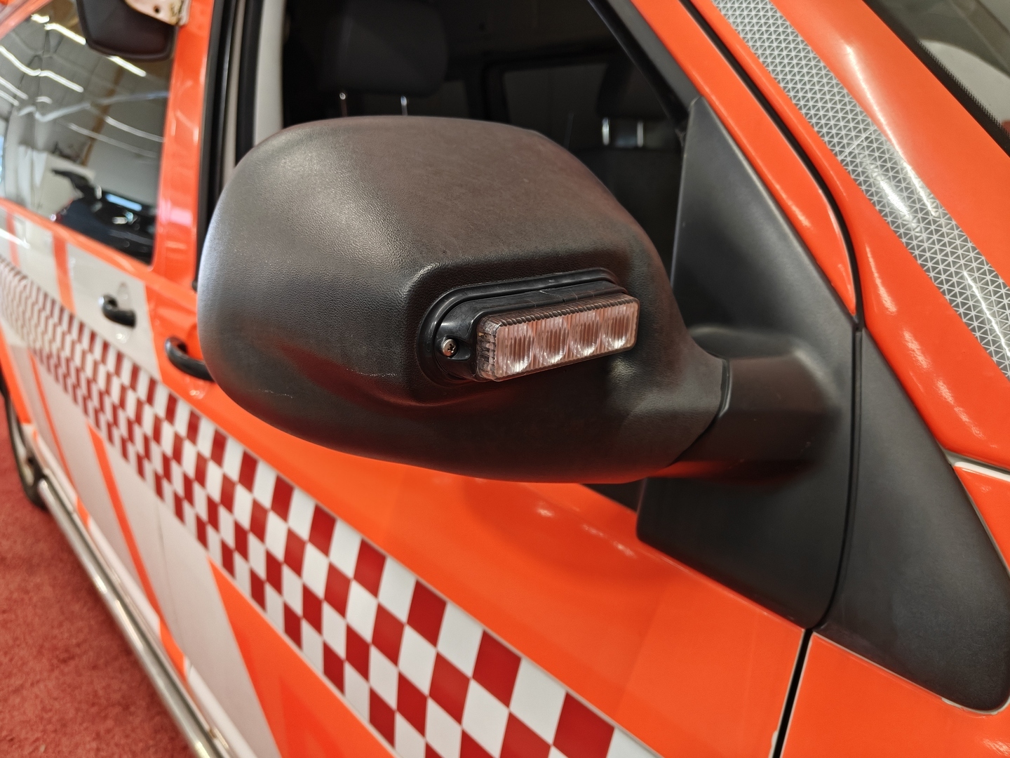 VOLKSWAGEN TRANSPORTER 2012