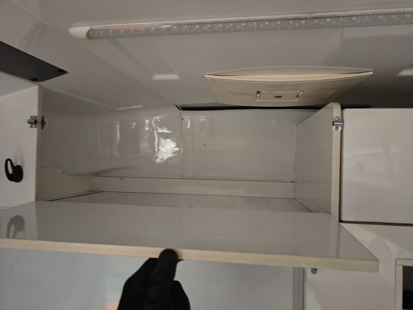 VOLKSWAGEN TRANSPORTER 2012