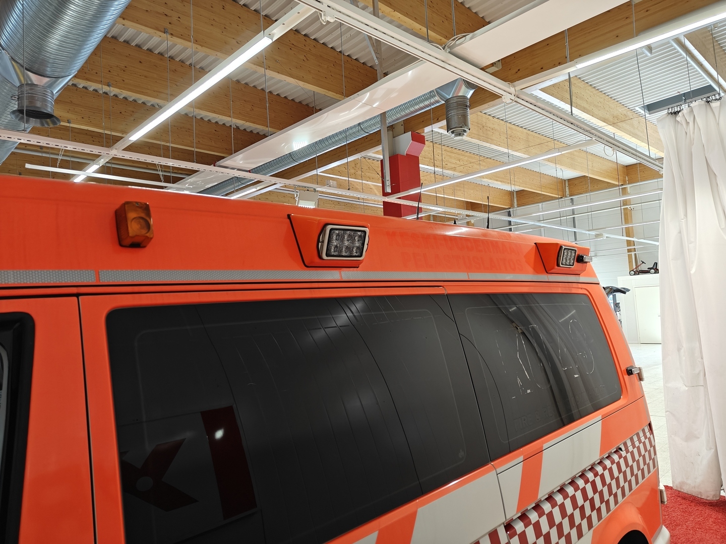 VOLKSWAGEN TRANSPORTER 2012