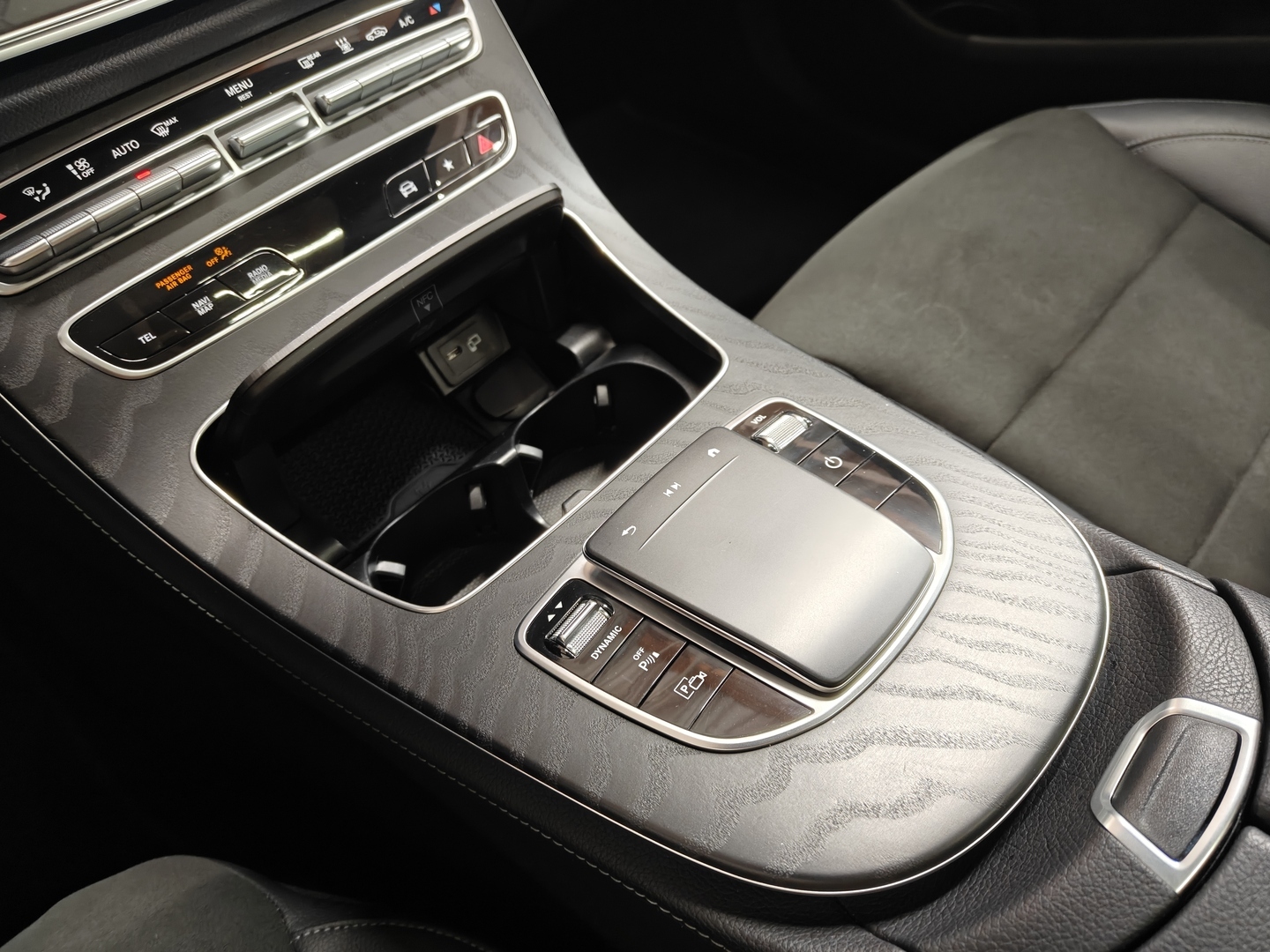 MERCEDES-BENZ E 17