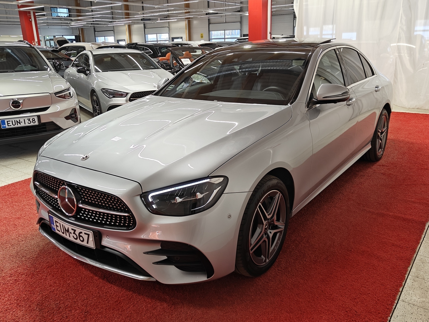 MERCEDES-BENZ E 3
