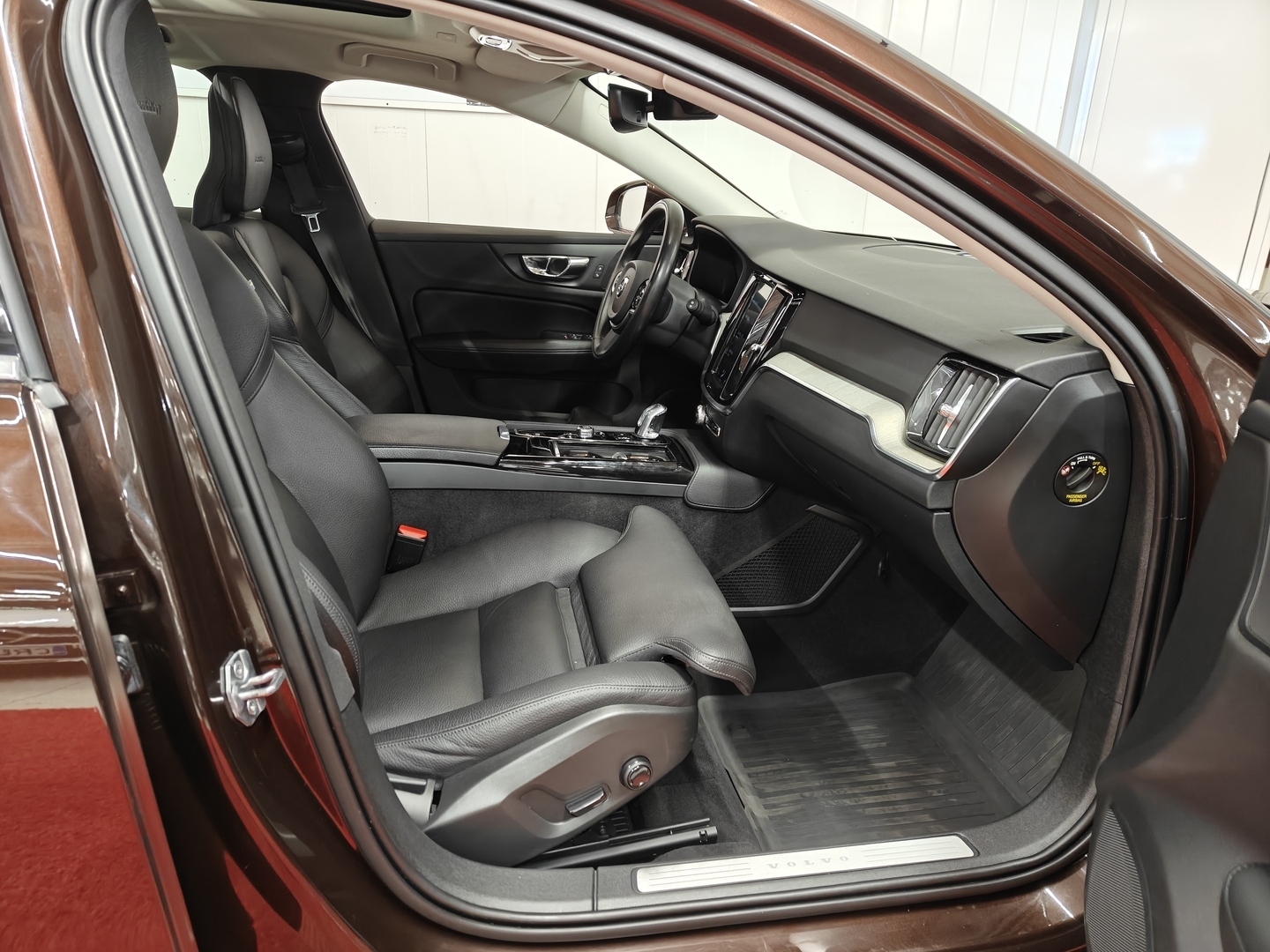VOLVO V60 2019