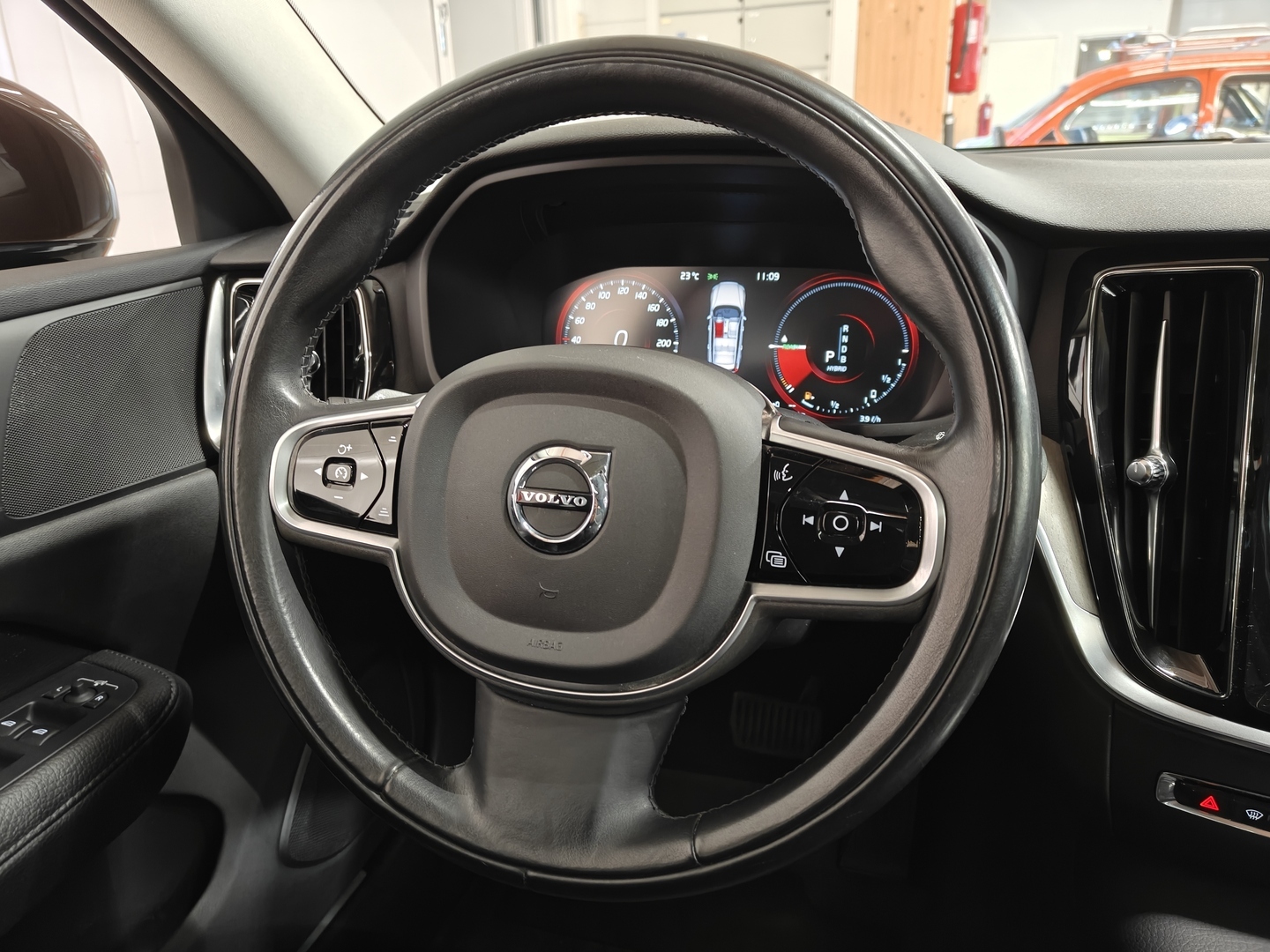 VOLVO V60 2019