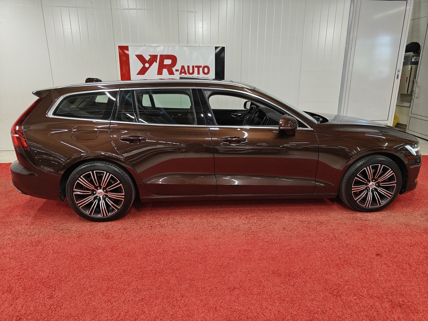 VOLVO V60 2019
