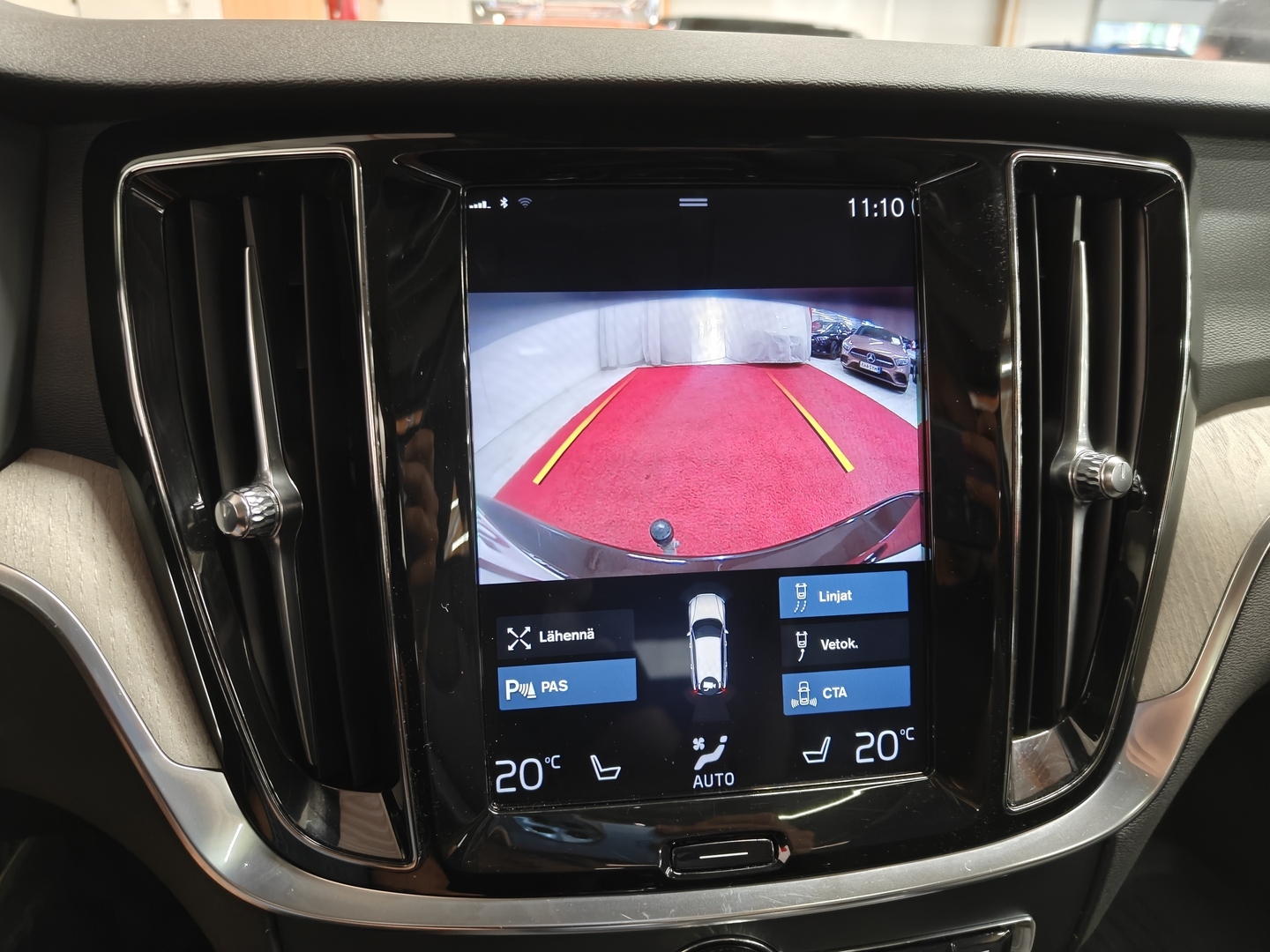 VOLVO V60 2019