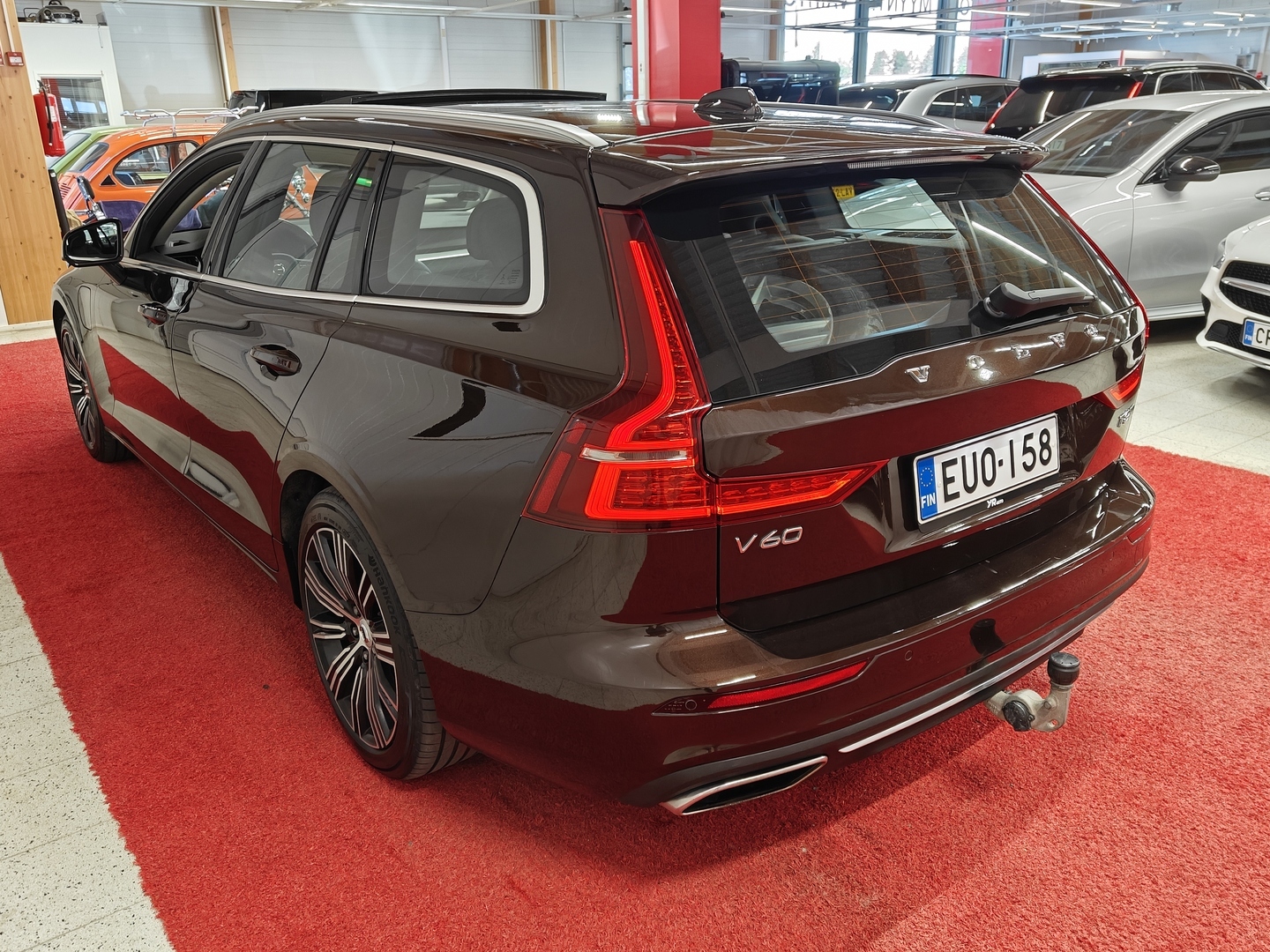 VOLVO V60 2019