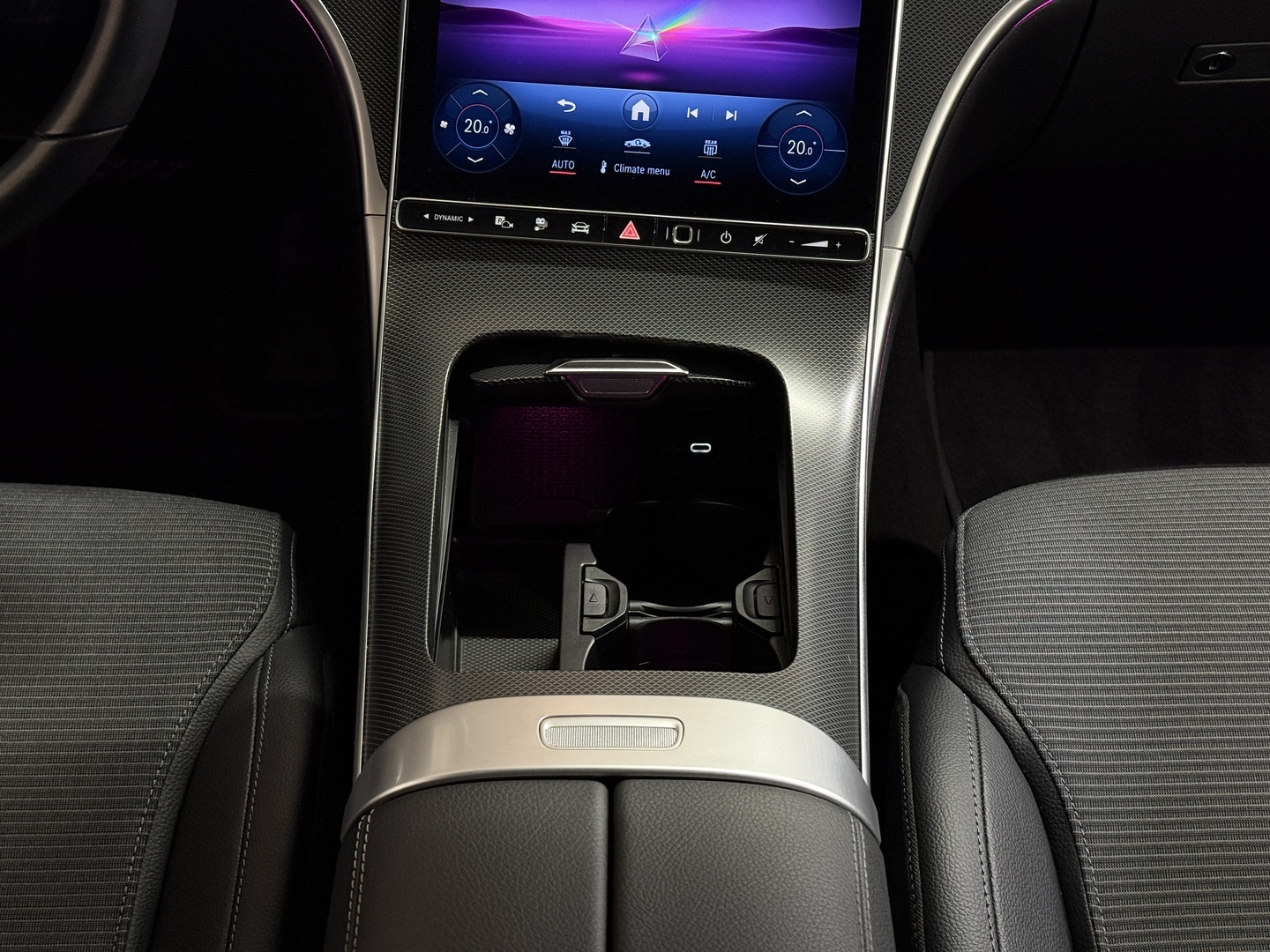 MERCEDES-BENZ C 2023