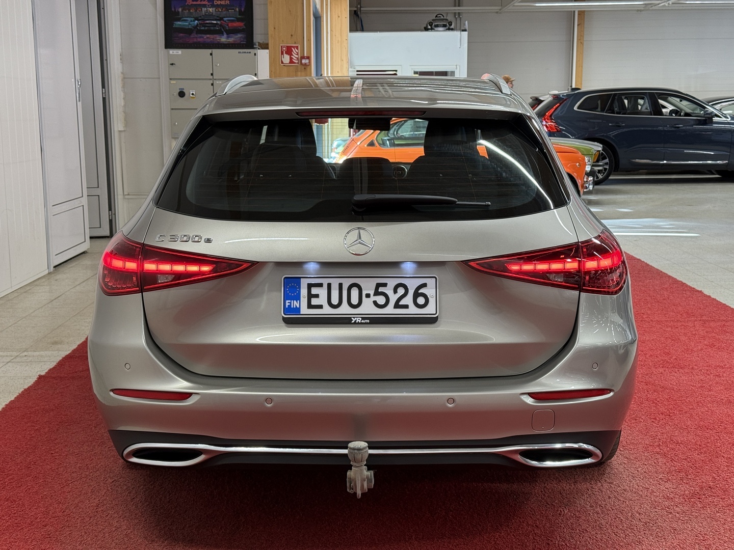 MERCEDES-BENZ C 2023