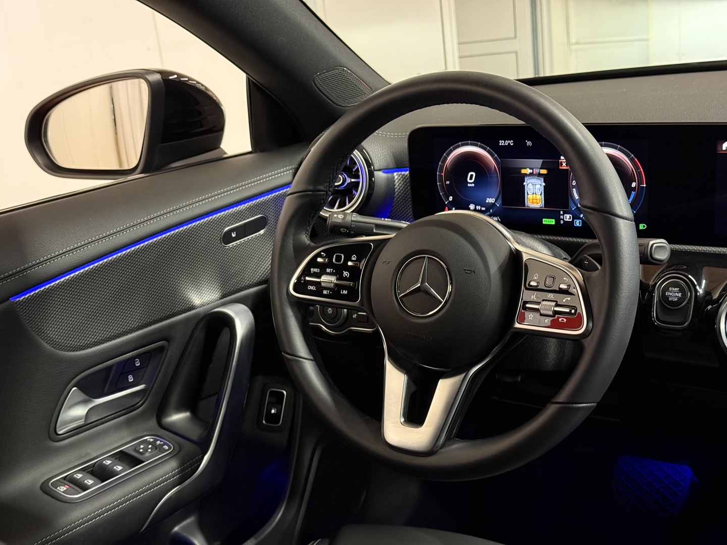MERCEDES-BENZ CLA 2023