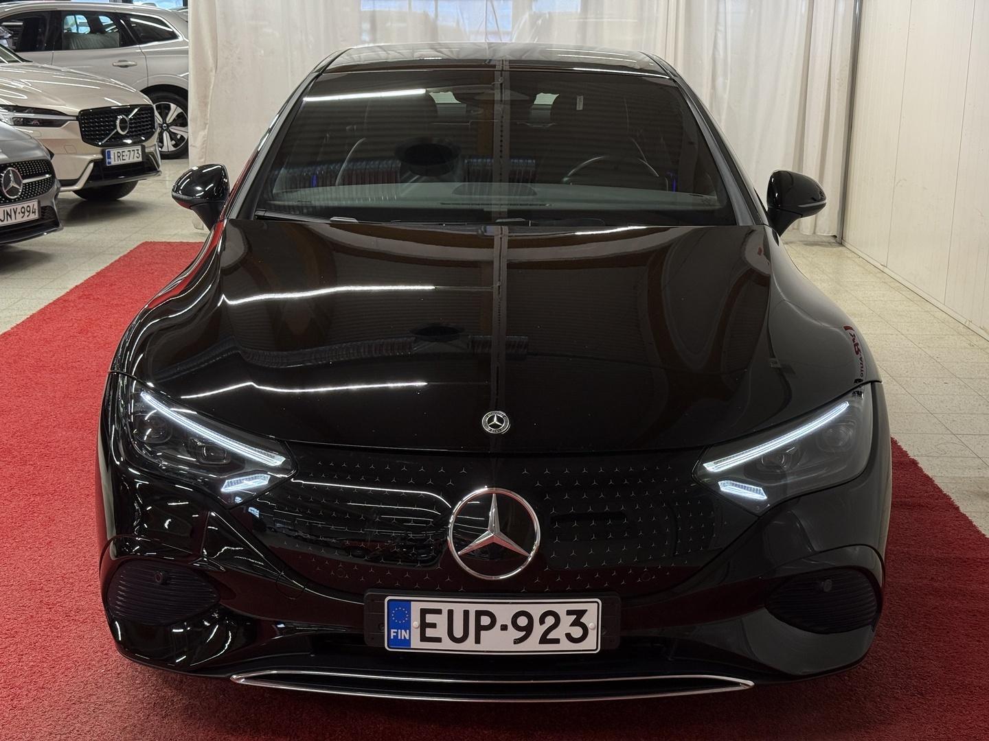 MERCEDES-BENZ EQE 2023