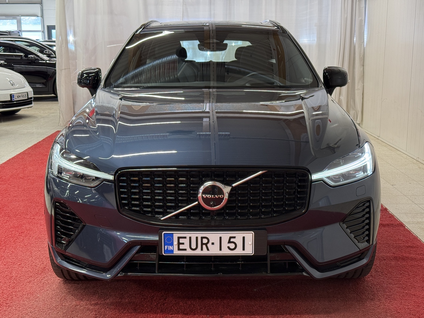 VOLVO XC60 2023