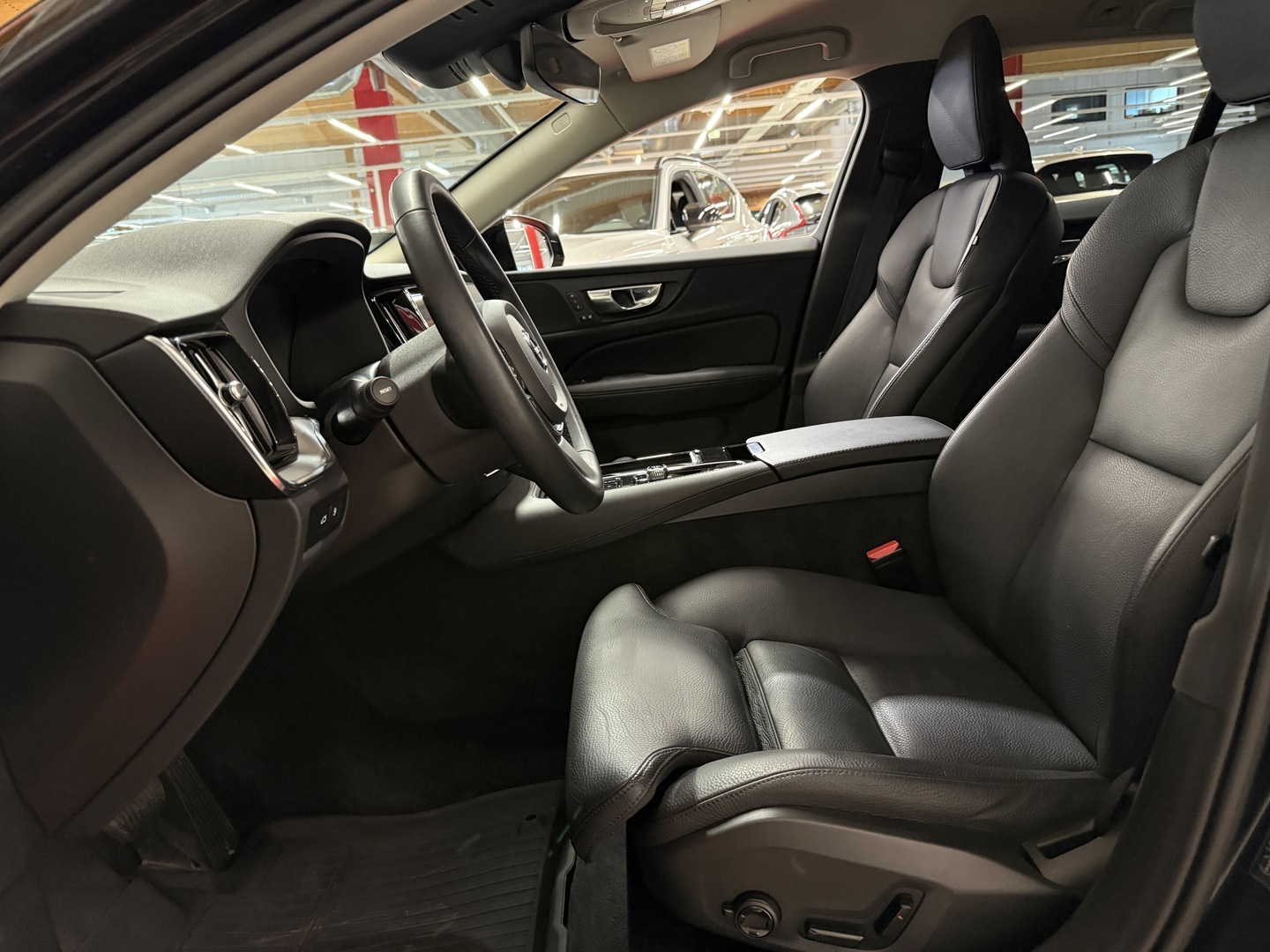 VOLVO V60 10