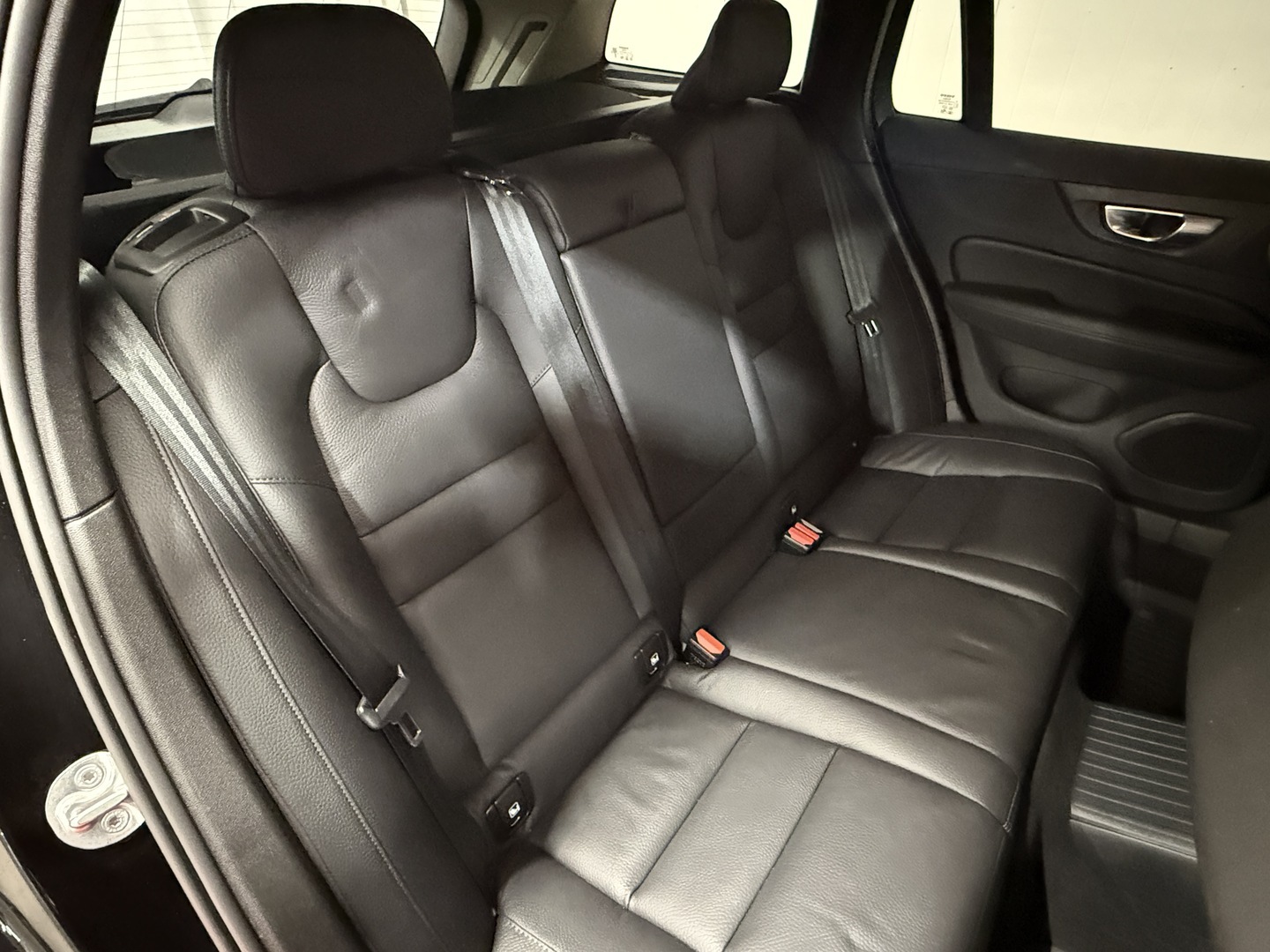 VOLVO V60 20