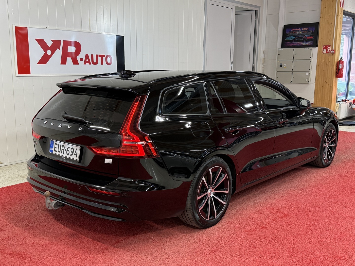 VOLVO V60 5