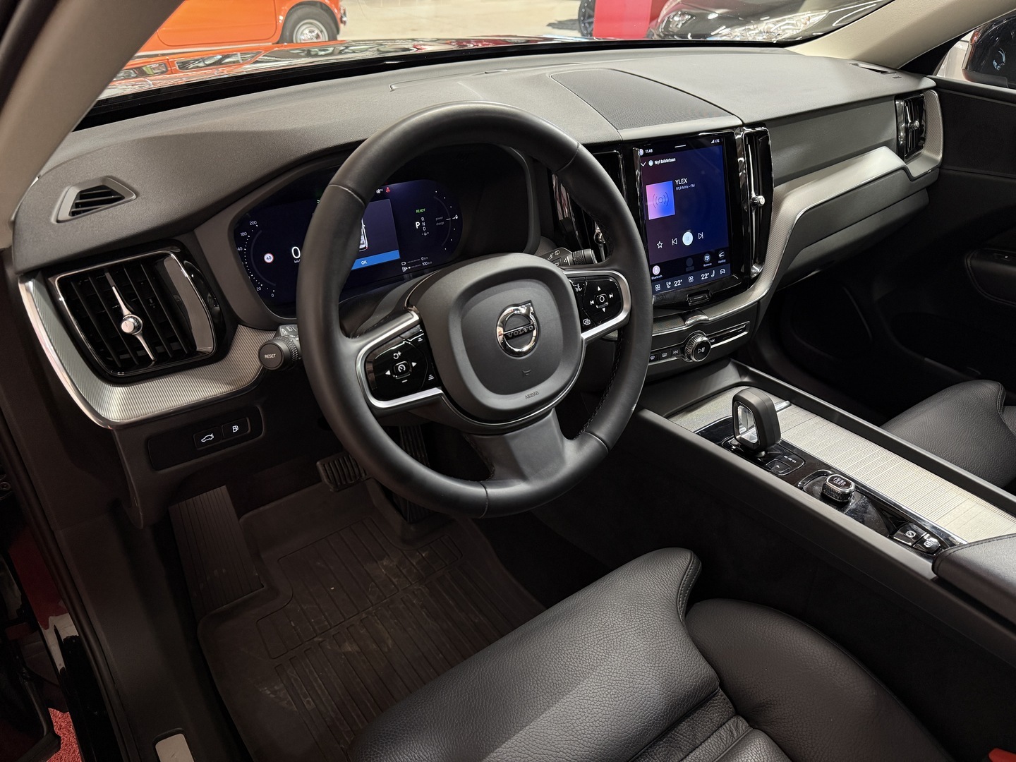 VOLVO XC60 13