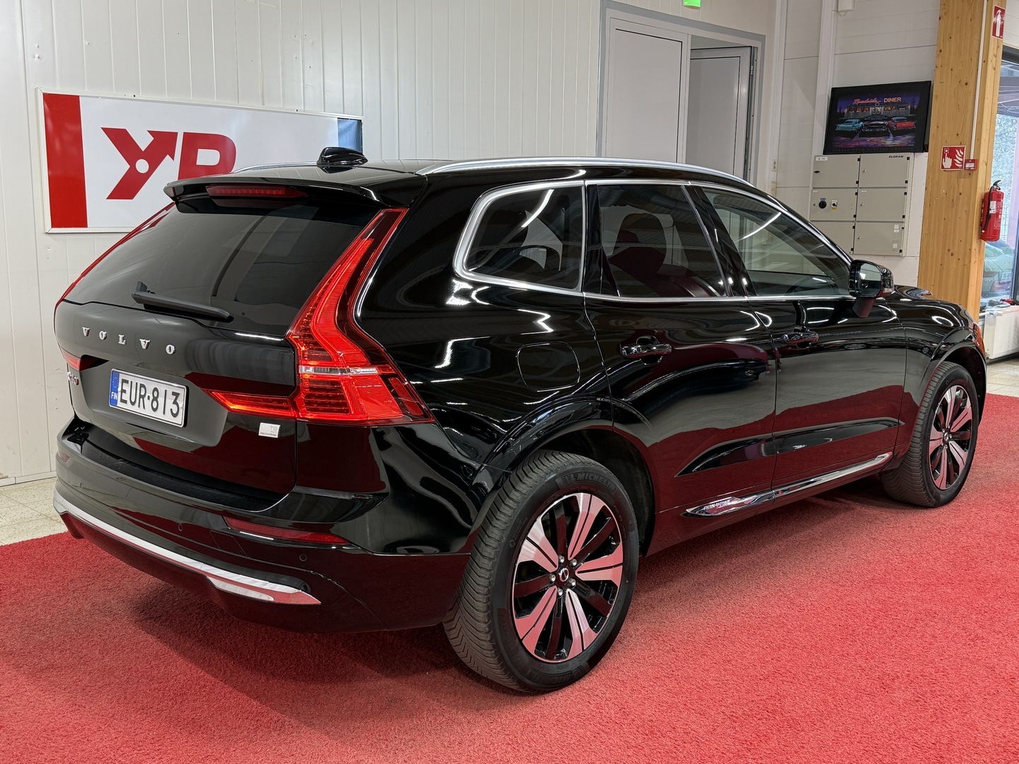 VOLVO XC60 4