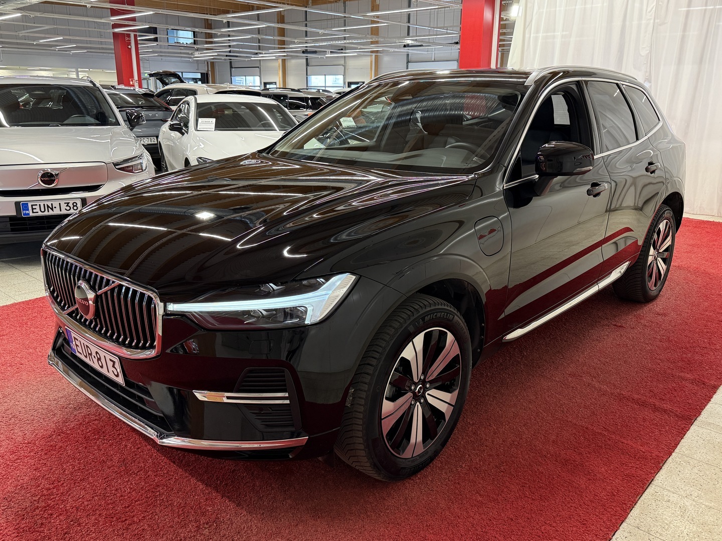 VOLVO XC60 7