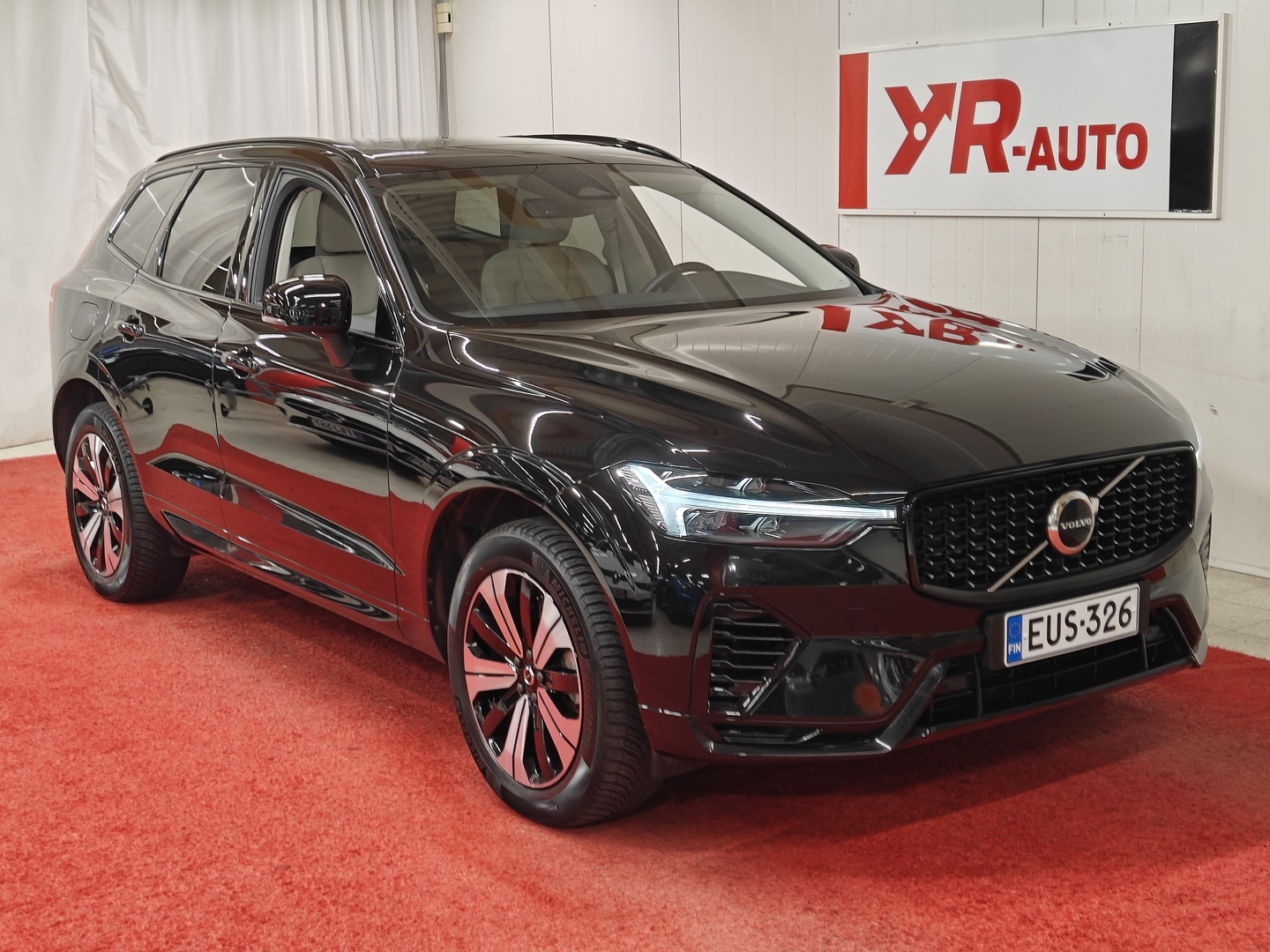 VOLVO XC60 2024