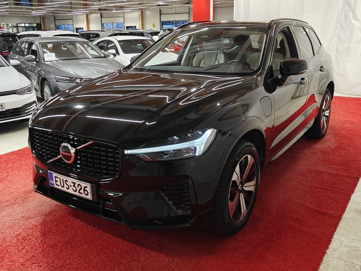 VOLVO XC60 2024