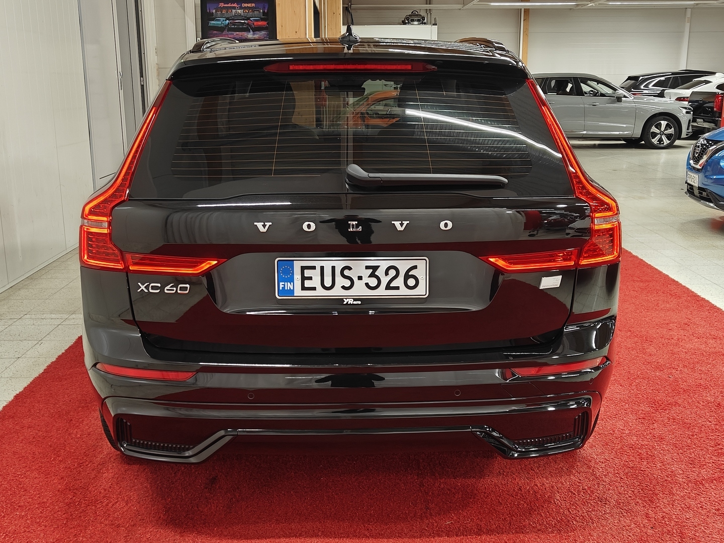 VOLVO XC60 2024