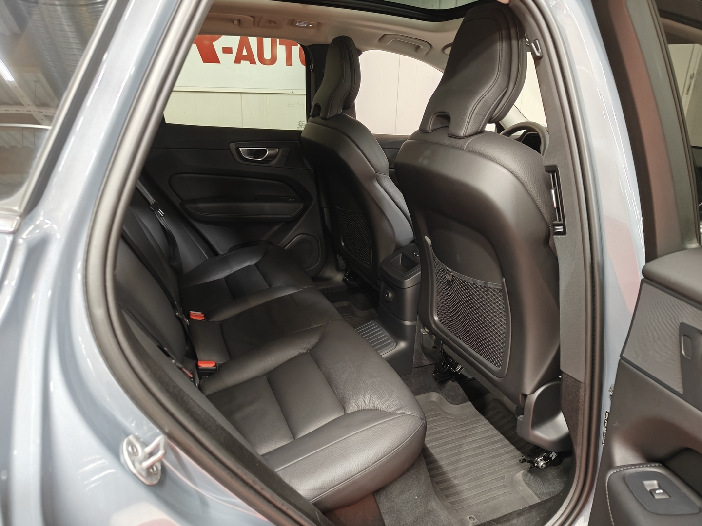 VOLVO XC60 10